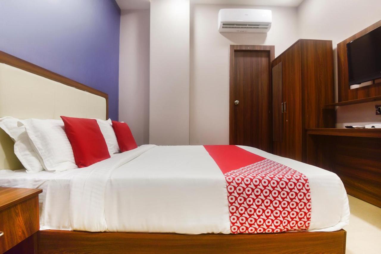 Hotel Blue Sky Residency 뭄바이 외부 사진