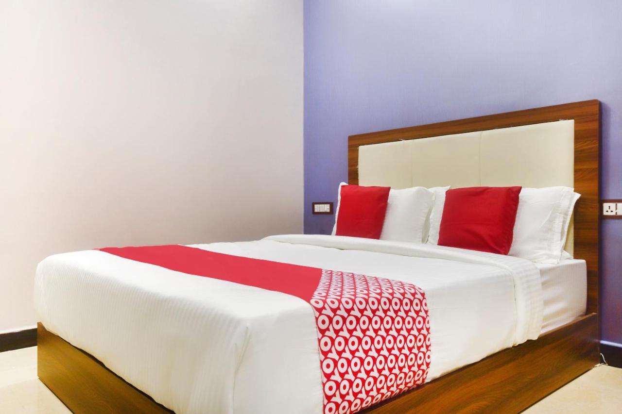 Hotel Blue Sky Residency 뭄바이 외부 사진