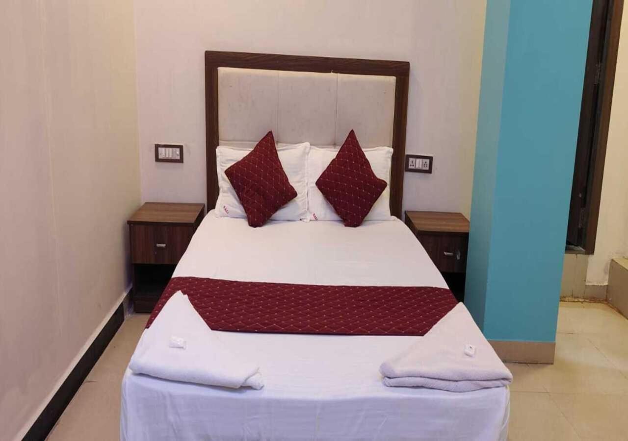 Hotel Blue Sky Residency 뭄바이 외부 사진