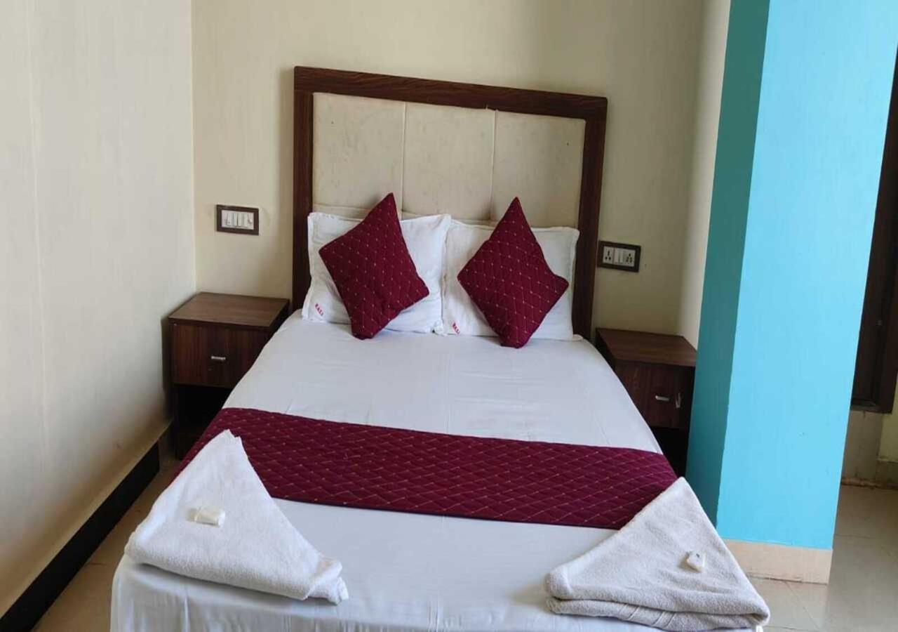 Hotel Blue Sky Residency 뭄바이 외부 사진