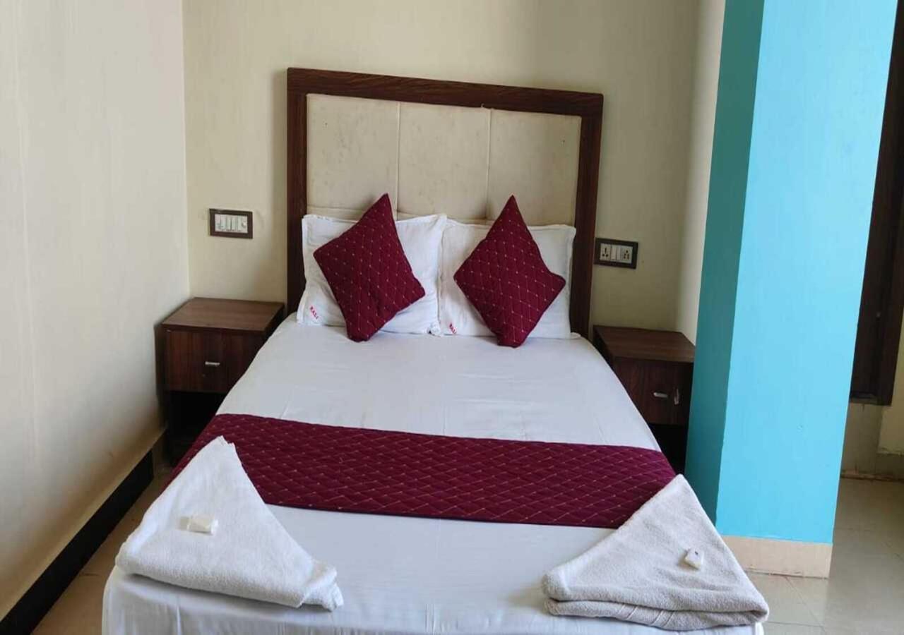 Hotel Blue Sky Residency 뭄바이 외부 사진